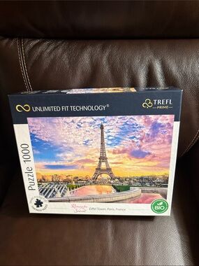 Trefl Prime 1000-Piece Puzzle - Romantic Sunset: Eiffel Tower, Paris, France